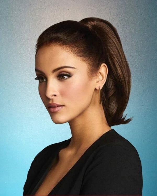 Short Straight Synthetic Claw Clip in Ponytail - Image 9