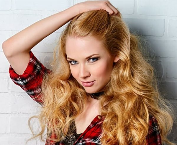 24-inch one-piece Synthetic Wavy Clip in Hair Extension - Image 7